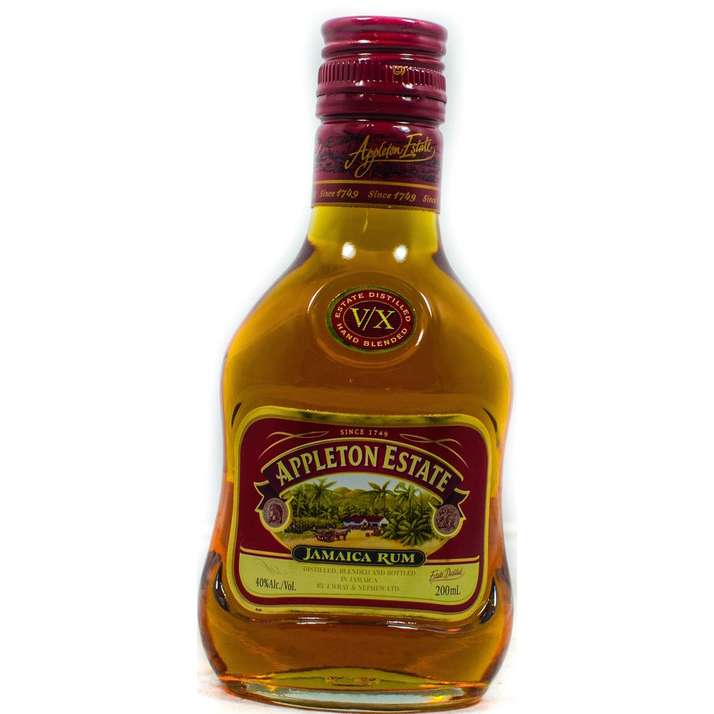 APPLETON ESTATE SIGNATURE BLEND RUM 200ML @ Windermere [1000881]
